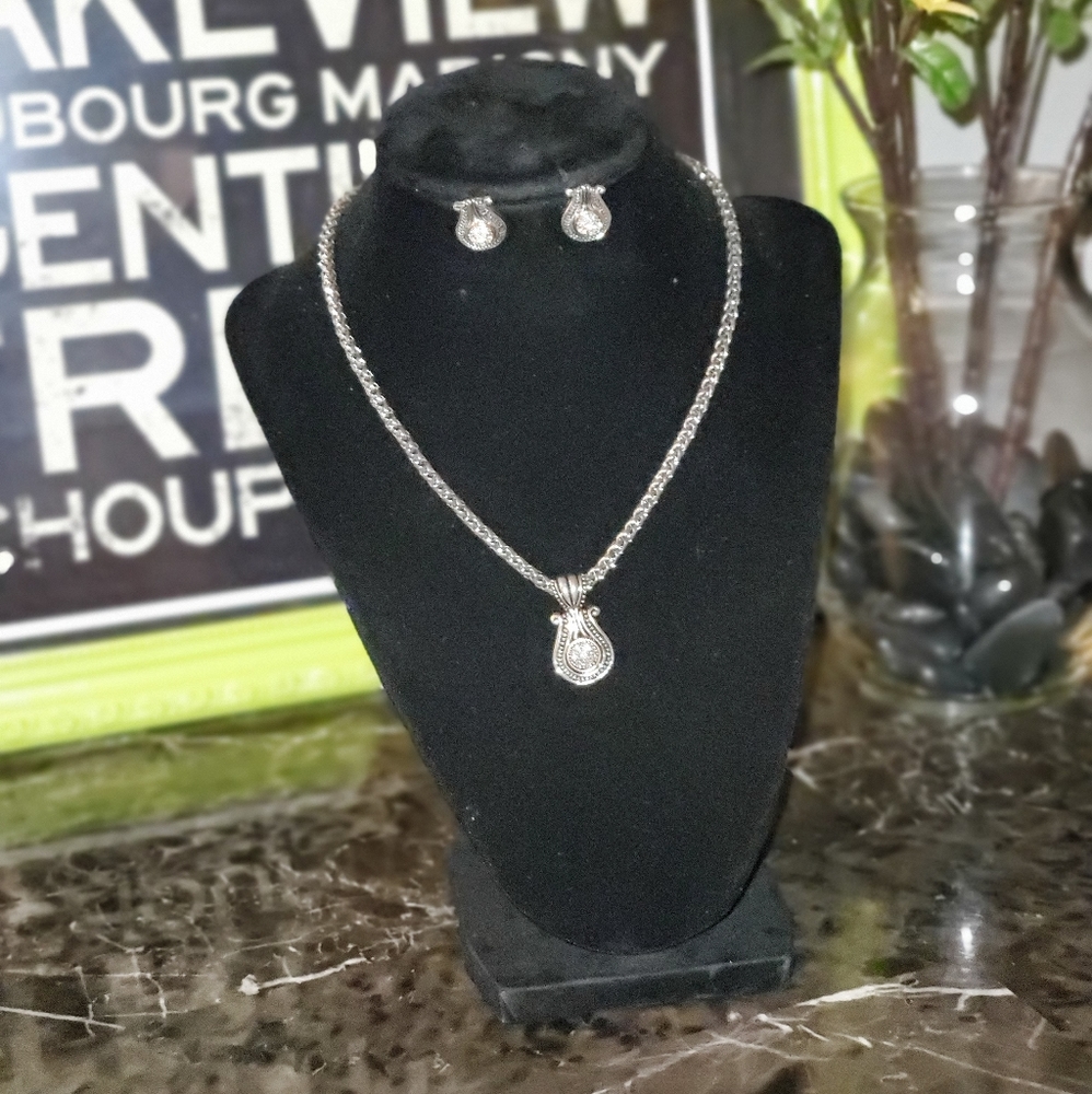 Earrings and Necklace set